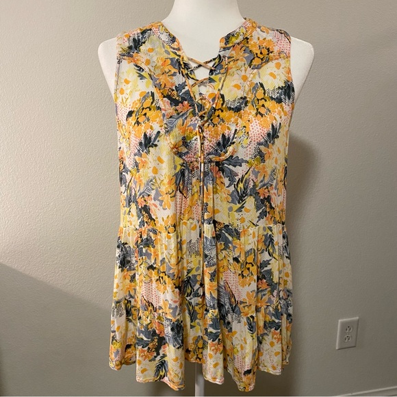 Floreat Anthropologie Tie Front Sleeveless Daisy Floral Blouse - Picture 2 of 13